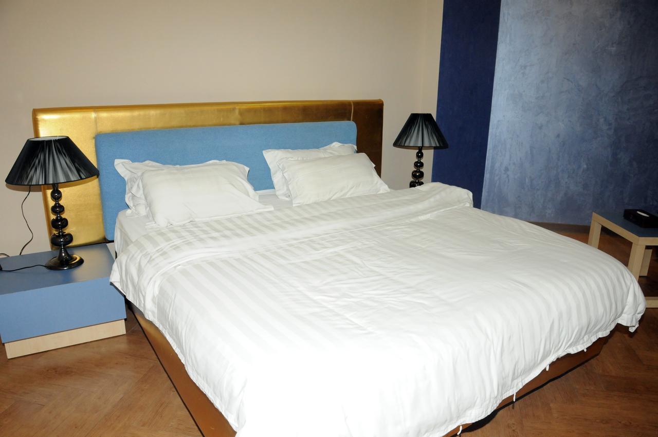 Sky Hotel Salmiya Екстер'єр фото